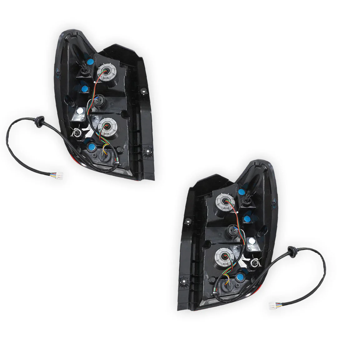Holden Captiva CG7 (2015 - 2018) Genuine Tail Lights LH + RH - Image 3