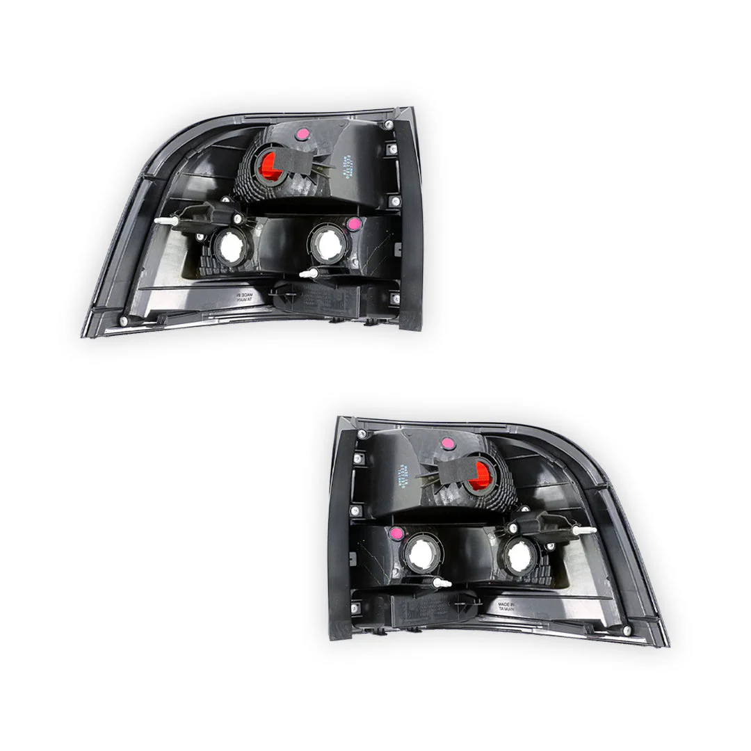 Holden Commodore VF (2015 - 2017) OEM Style Tail Lights LH + RH - Image 3