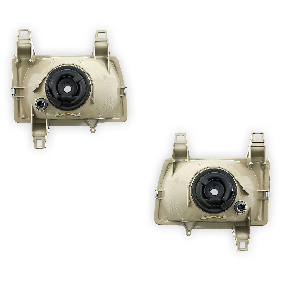 Mazda Bravo B2500 (1996 - 1999) Headlights LH + RH - Image 3