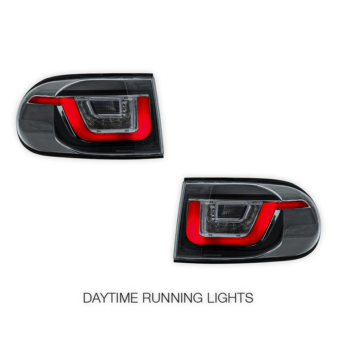 Toyota FJ Cruiser GSJ10 (2007 - 2020) Sequential Clear LED Tail Lights LH + RH - Image 2