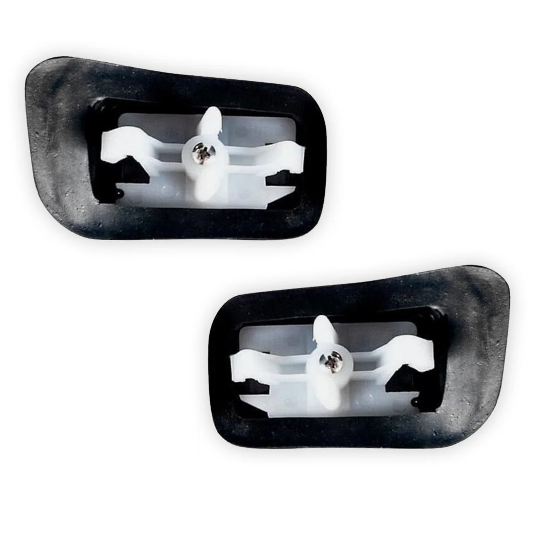 Toyota Hilux (1997 - 2005) Bumper Reflectors LH + RH - Image 3