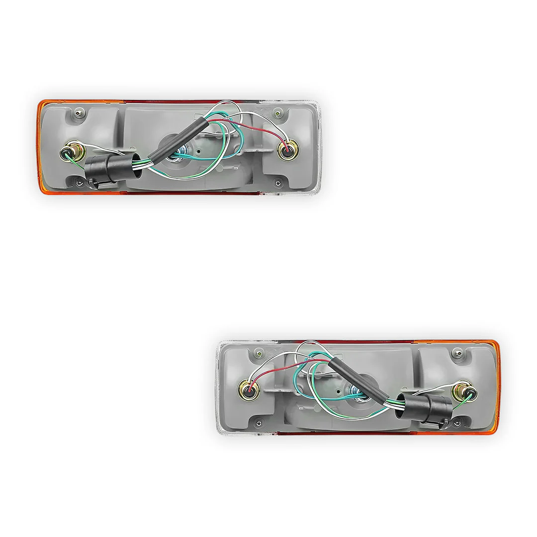 Toyota HiLux 2WD / 4WD (1988 - 2005) Round Plug Tray OEM Style Tail Lights LH + RH - Image 3