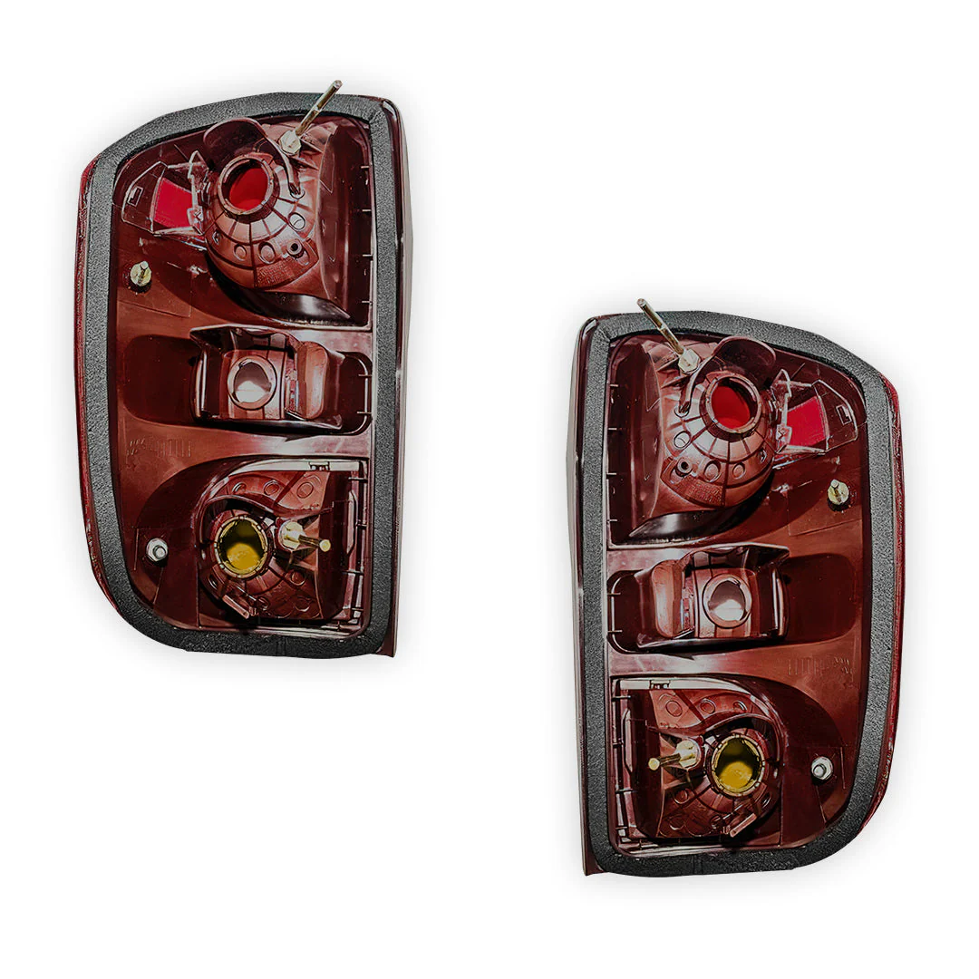 Toyota RAV4 XA20 (2003 - 2005) Halogen OEM Style Tail Lights LH + RH - Image 3