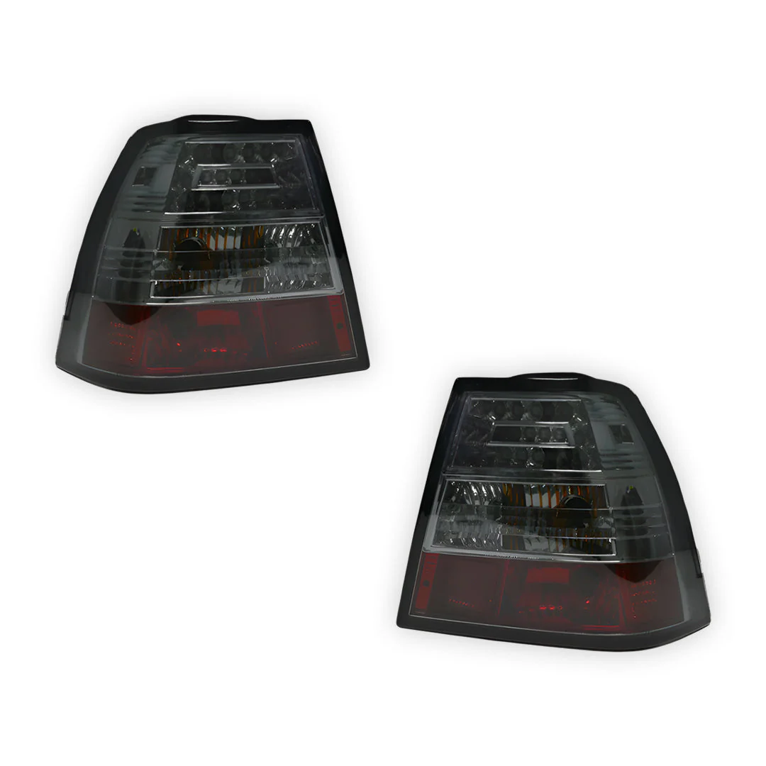 Volkswagen Bora 1J / MK4 (1998 - 2004) Smoked LED Tail Lights LH + RH - Image 6